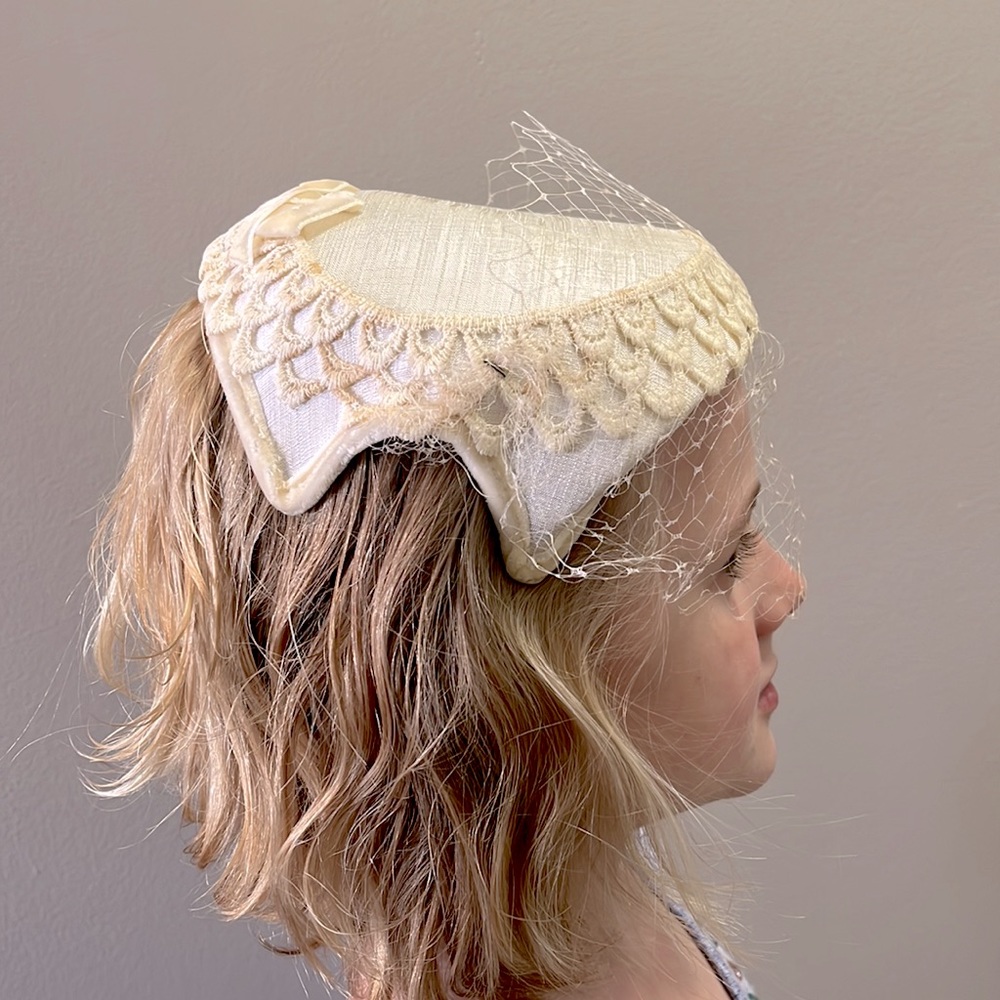 Vintage Fascinator/Hat 1950’s